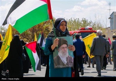 راهپیمایی مردم زنجان درحمایت از عملیات وعده صادق 
