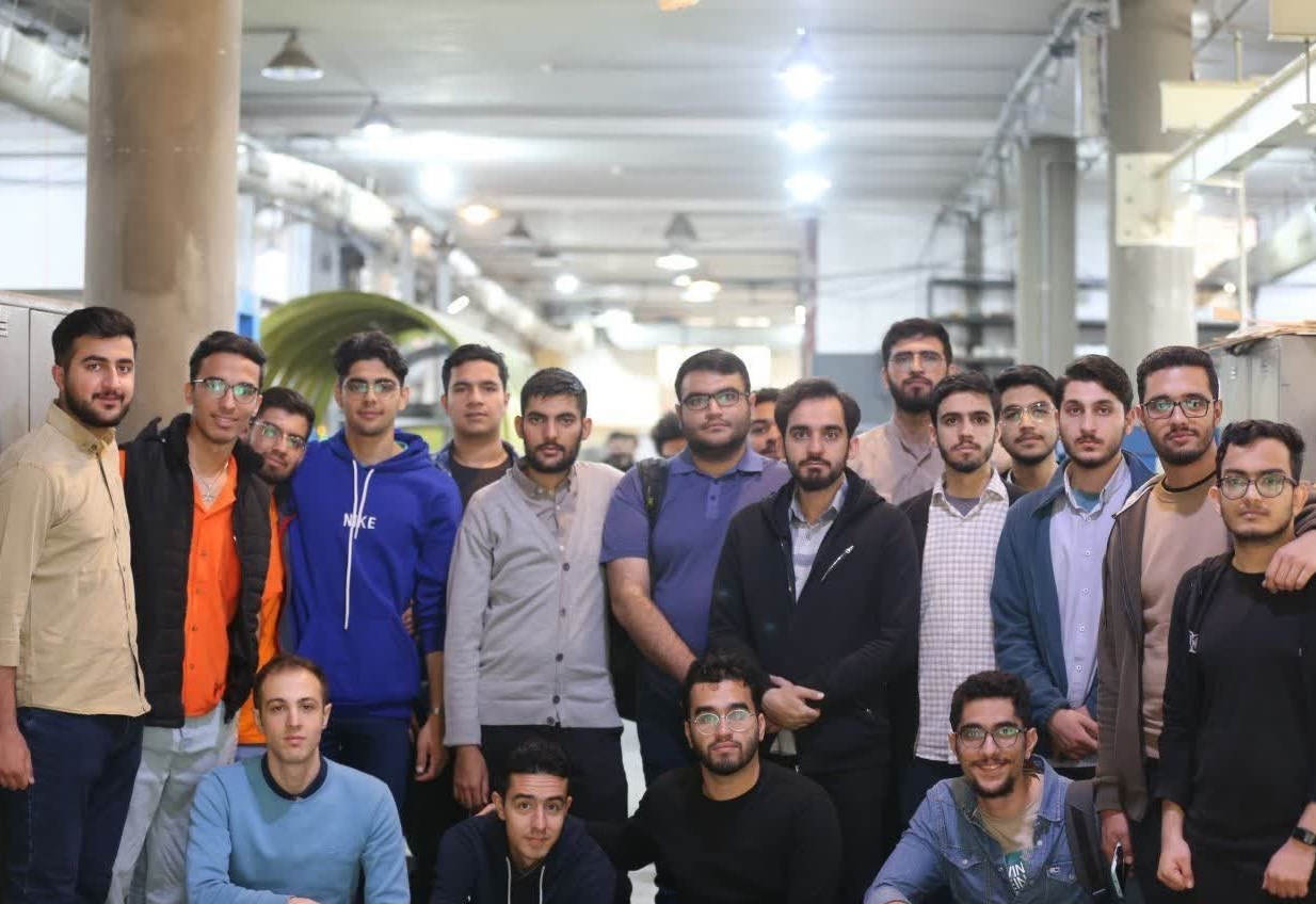 بازدید دانشجویان از دستاوردهای صنعتی اصفهان 4