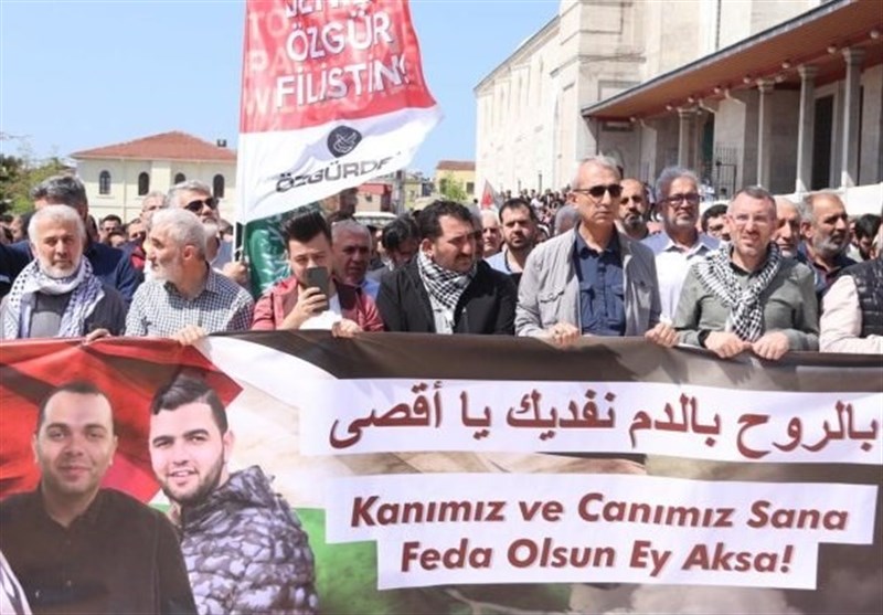 راهپیمایی در استانبول در حمایت از غزه
