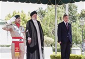 استقبال رسمی شهباز شریف از رئیسی در اسلام آباد
