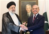 Iran, Pakistan Move to Bolster Political, Economic Ties