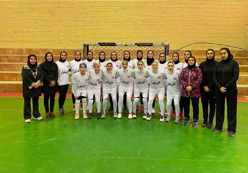 Iran Loses to Malaysia at 2024 Women&apos;s Indoor Hockey Asia Cup