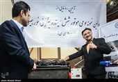 آیین رونمایی از اولین موتور 6 سیلندر ساخت ایران عصر امروز با حضور روح الله دهقانی معاون علمی، فناوری و اقتصاد دانش بنیان رییس جمهوری