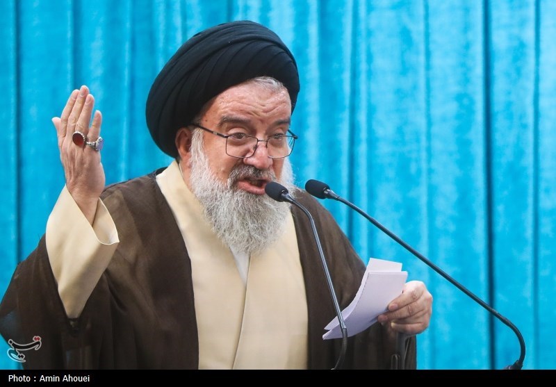 خطیب جمعة طهران: العدو فهم جیداً فی عملیة الوعد الصادق أننا ننفذ شعاراتنا
