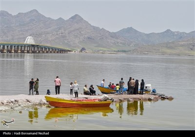 روزهای بهاری دریاچه ارومیه