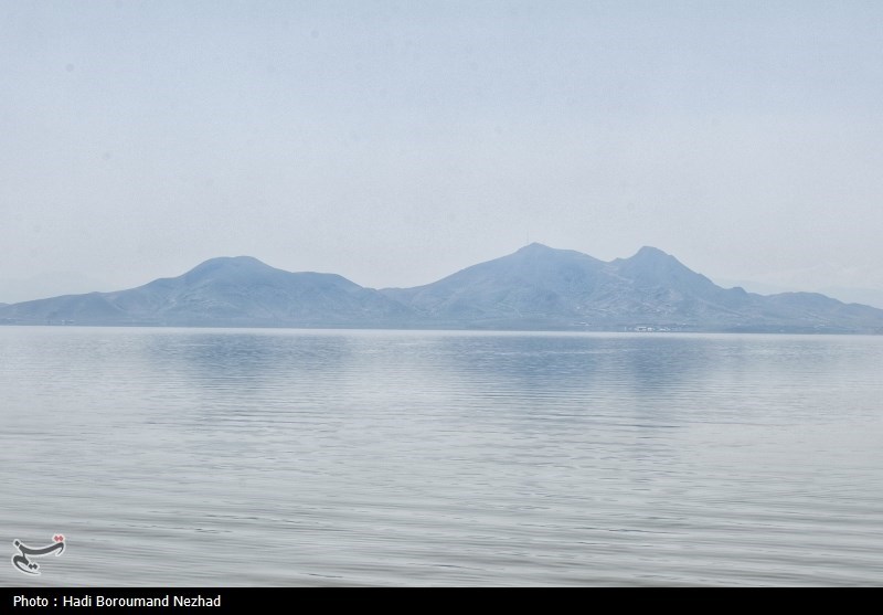 تراز دریاچه ارومیه از مرز 1270 متر بالاتر رفت