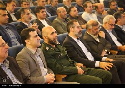 همایش تجلیل و تکریم شوراهای شهرستان ساری