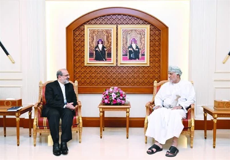 رایزنی سفیر ایران با معاون نخست وزیر عمان در امور دفاعی