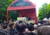تشییع پیکر مطهر 4 شهید تازه تفحص‌شده در اصفهان + فیلم