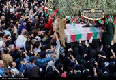 آیین تشییع پیکر مطهر دو شهید گمنام در قم