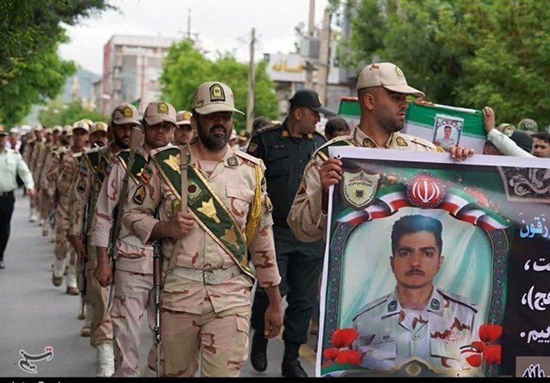 Iranian Border Guard Succumbs to Injuries After Clashes with Terrorists