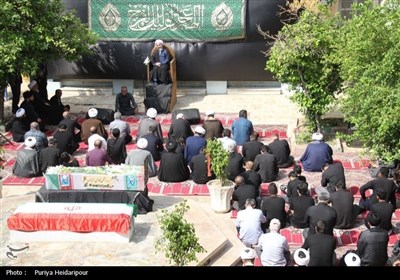 مراسم عزاداری شهادت امام جعفر صادق ع و تشییع شهید دفاع مقدس در بوشهر