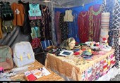 برپایی 48 غرفه صنایعدستی و سوغات در روانسر