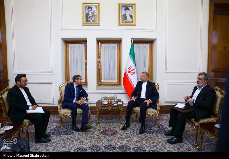 وزیر الخارجیة الإیرانی یستقبل المدیر العام للوکالة الدولیة- الأخبار ایران