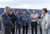 اولین نیروگاه خورشیدی 20 کیلوواتی کشور در قاین افتتاح شد