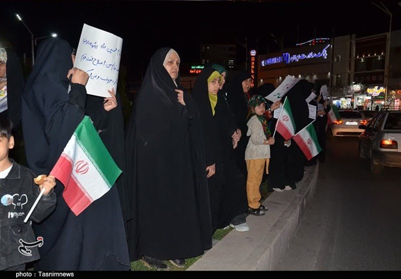 , گردهمایی بزرگ مردم کرمان در اعلام حمایت از طرح نور فراجا