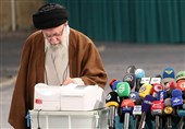 امام خامنه‌ای: هرچه رای بیشتر باشد مجلس قوی‌تر است