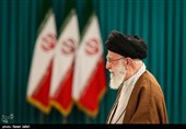 الإمام الخامنئي يدلي بصوته في الانتخابات البرلمانية الإيرانية