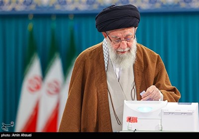 Верховный Лидер Ирана подал свой голос на выборах в Исламский консультативный совет Ирана