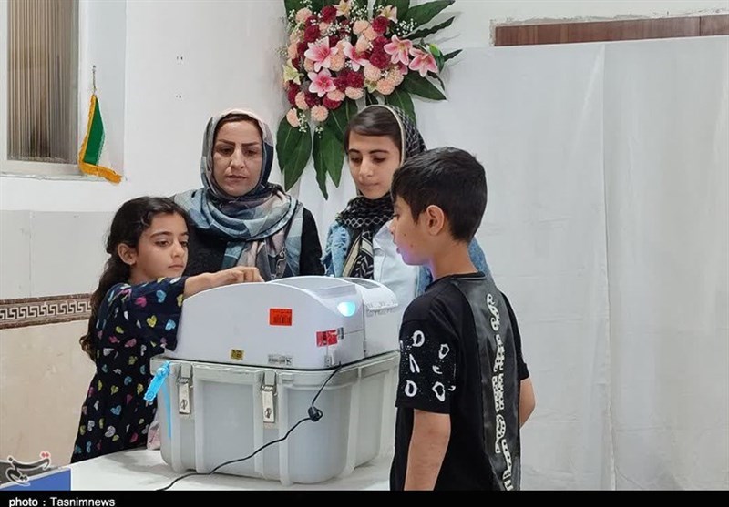 روند برگزاری مرحله دوم انتخابات در کرمانشاه + فیلم و تصاویر