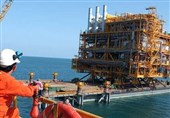 NIOC Inks MoUs Worth $8 bln to Develop Joint Oil, Gas Fields
