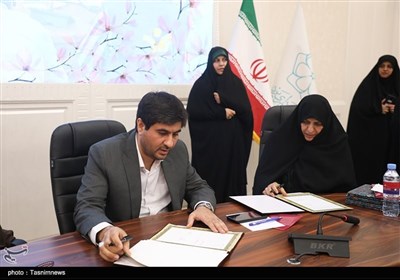 افتتاحیه مرکز پژوهشی مطالعات اسلامی زنان در یزد