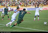 دیدار تیم های فوتبال شمس آذر قزوین و ملوان انزلی