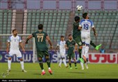 دیدار تیم های فوتبال شمس آذر قزوین و ملوان انزلی