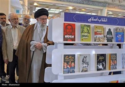 بازدید رهبر معظم انقلاب از نمایشگاه بین‌المللی کتاب