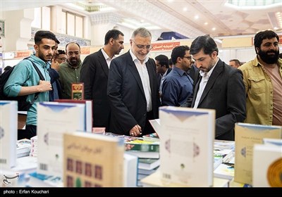 بازدید علیرضا زاکانی شهردار تهران از نمایشگاه بین‌المللی کتاب تهران