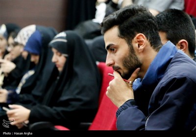 نشست دانشجویی پرسش و پاسخ با حضور سعید جلیلی در دانشگاه زنجان 