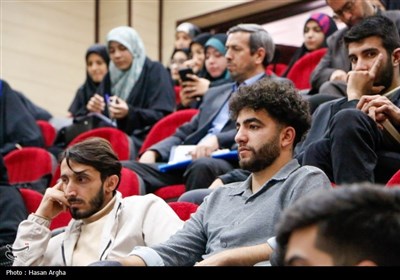نشست دانشجویی پرسش و پاسخ با حضور سعید جلیلی در دانشگاه زنجان