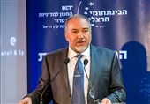 لیبرمن: سنوار در تونل‌ جنگ را بهتر از نتانیاهو اداره می‌کند