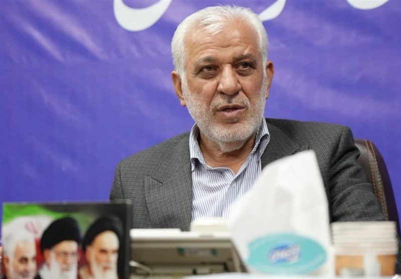 شهید رئیسی تلفیقی از کار و دین‌داری را بین مردم ایجاد کرد