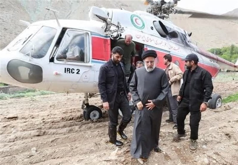 На северо-западе Ирана разбился вертолет, перевозивший президента Ирана