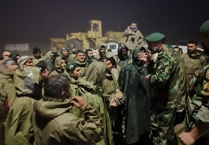 حضور نیروهای تیپ 25 نزاجا برای جستجوی بالگرد رئیس‌جمهور