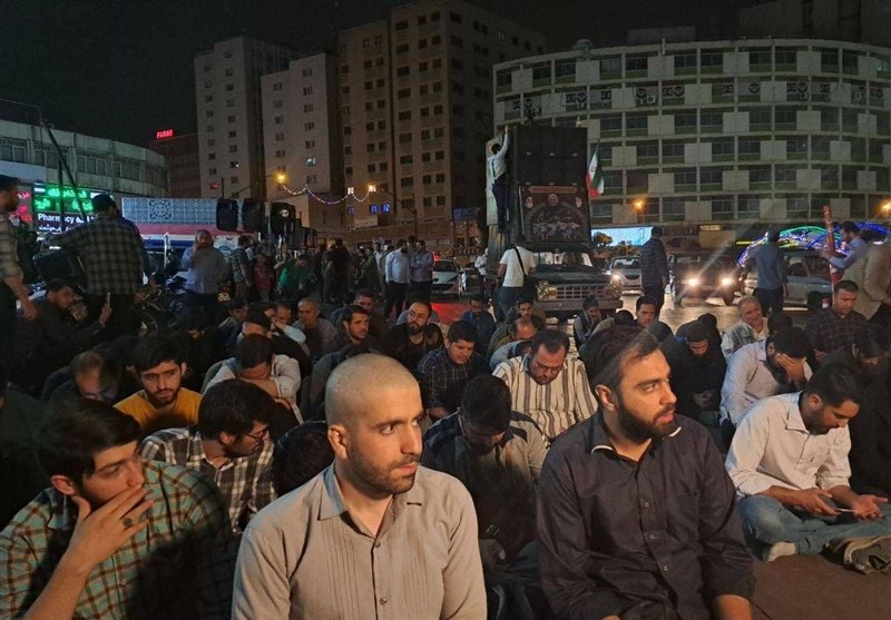 اجتماع مردم برای سلامتی رئیس جمهور در میدان ولیعصر (عج) تهران