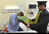 پرچم متبرک حرم مطهر رضوی در بیمارستان امام حسن(ع) بجنورد