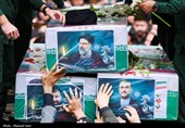 İran&apos;da Cumhurbaşkanı ve yanındakilerin cenaze töreninden görüntüler