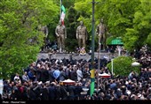 مراسم تشييع الرئيس الإيراني ورفاقه في تبريز