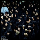 تشييع جثامين الرئيس الإيراني ووزير الخراجية ورفاقهما