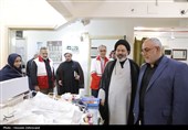 بازدید سرپرست حجاج ایرانی از مرکز پزشکی جمعیت هلال احمر در مدینه