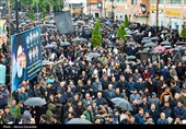 روایتی از حضور کم نظیر مردم در تشییع شهید رییسی