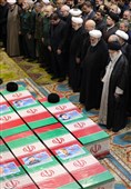 اقامه نماز رهبر انقلاب بر پیکر شهید رئیسی و شهدای خدمت