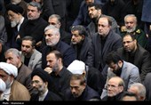 اقامه نماز رهبر انقلاب بر پیکر شهید رئیسی و شهدای خدمت