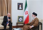 رئیس مجلس لبنان با امام خامنه‌ای دیدار کرد