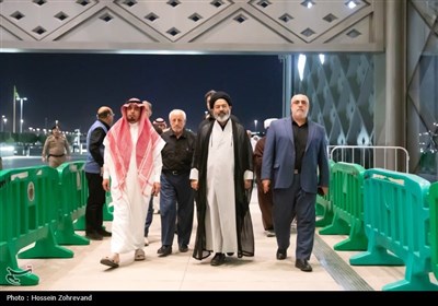بدرقه زایران کشورمان از مدینه به مکه مکرمه- عکس اخبار حج و ز ...