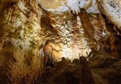 غارت 70ساله غار هستیجان و تخریب سنگ‌نگاره‌های 30هزار ساله