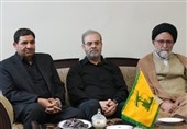 حضور مخبر در دفتر حزب‌الله برای تسلیت درگذشت والده نصرالله