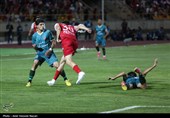 دیدار تیم های فوتبال شمس آذر قزوین و پرسپولیس